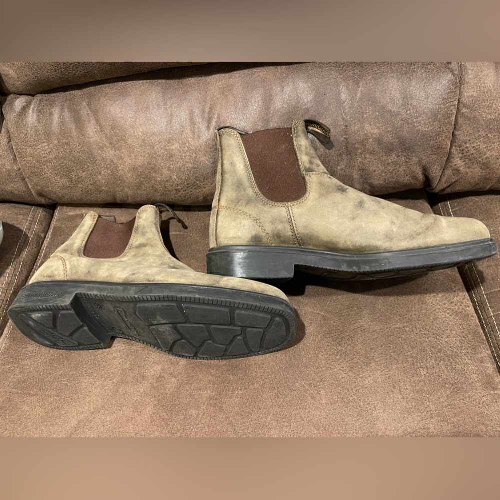 Blundstone boots size men’s US 10- barely worn
